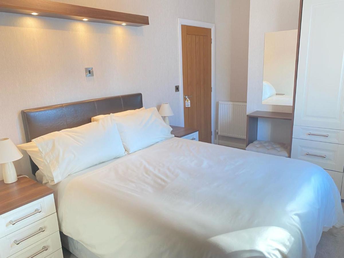 Dalis Den * Bridlington
